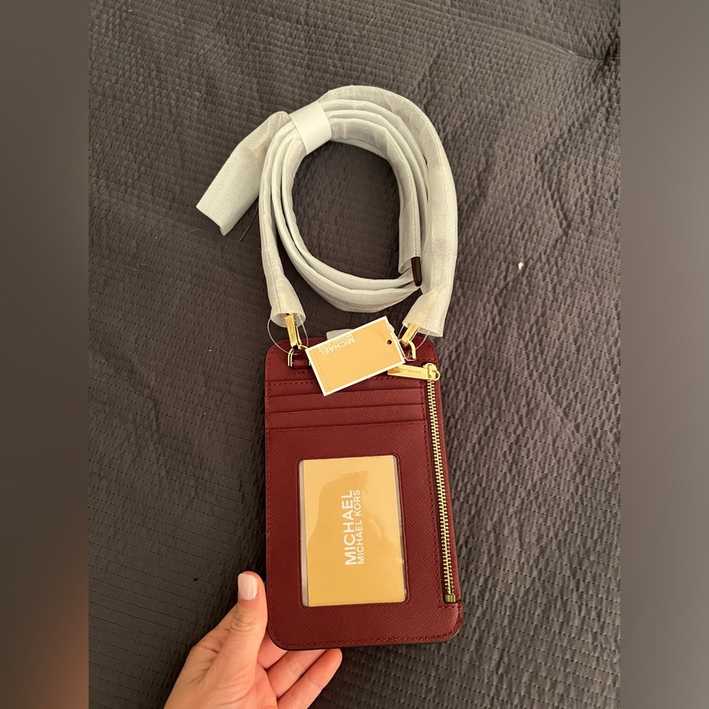 Michael Kors Jet set travel crossbody card and phone holder